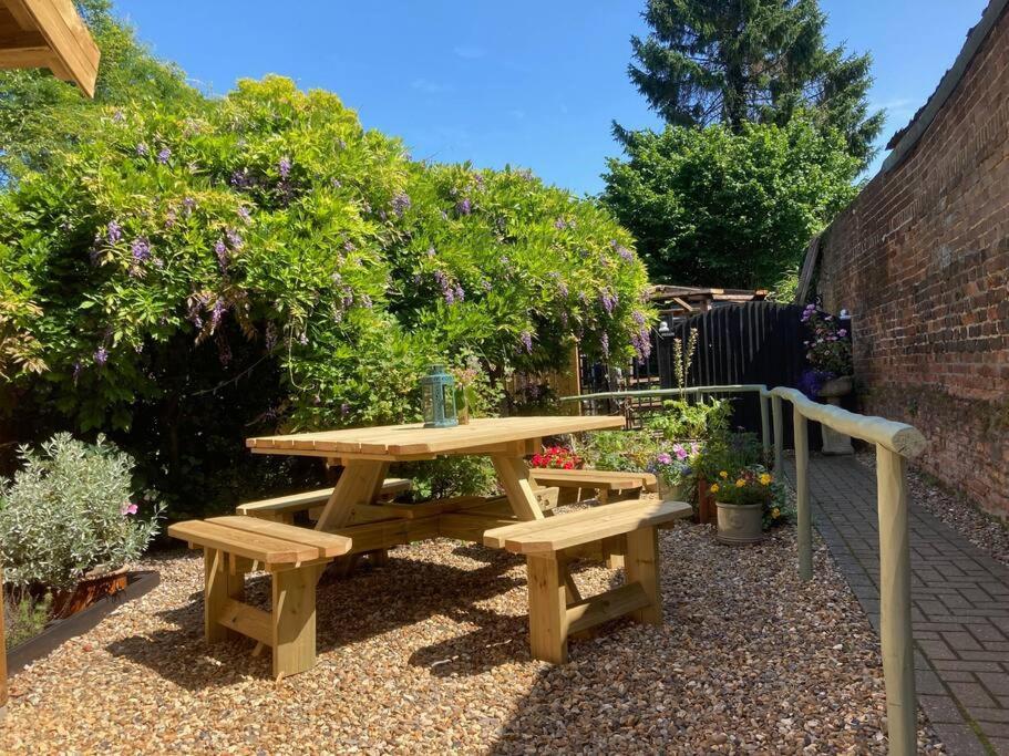 Beautiful 500 Year Old Listed Kentish Cottage Wingham Dış mekan fotoğraf