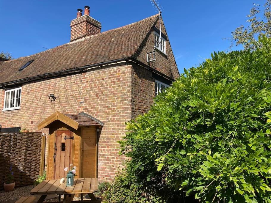 Beautiful 500 Year Old Listed Kentish Cottage Wingham Dış mekan fotoğraf